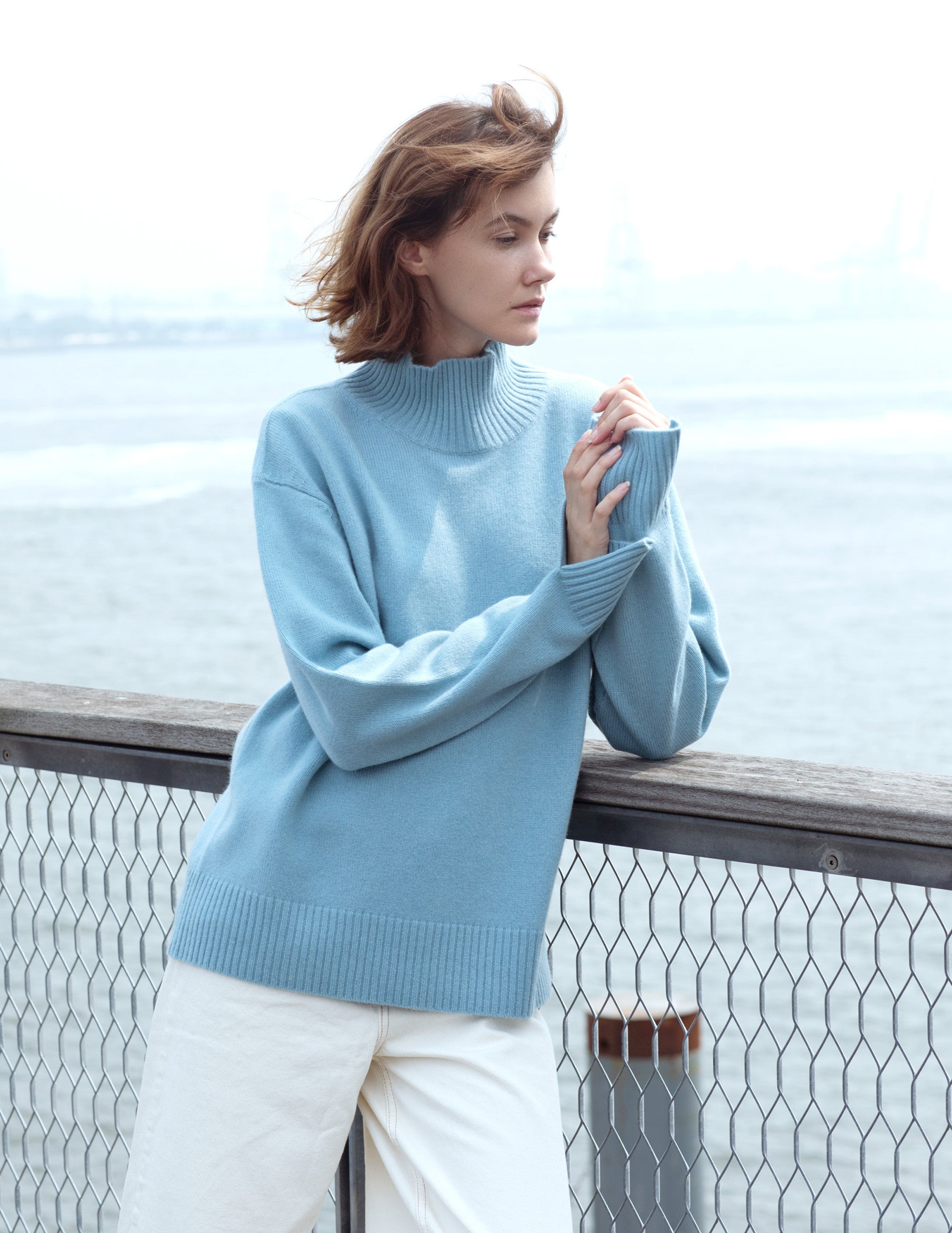 Cashmere Turtleneck Top in Turquoise