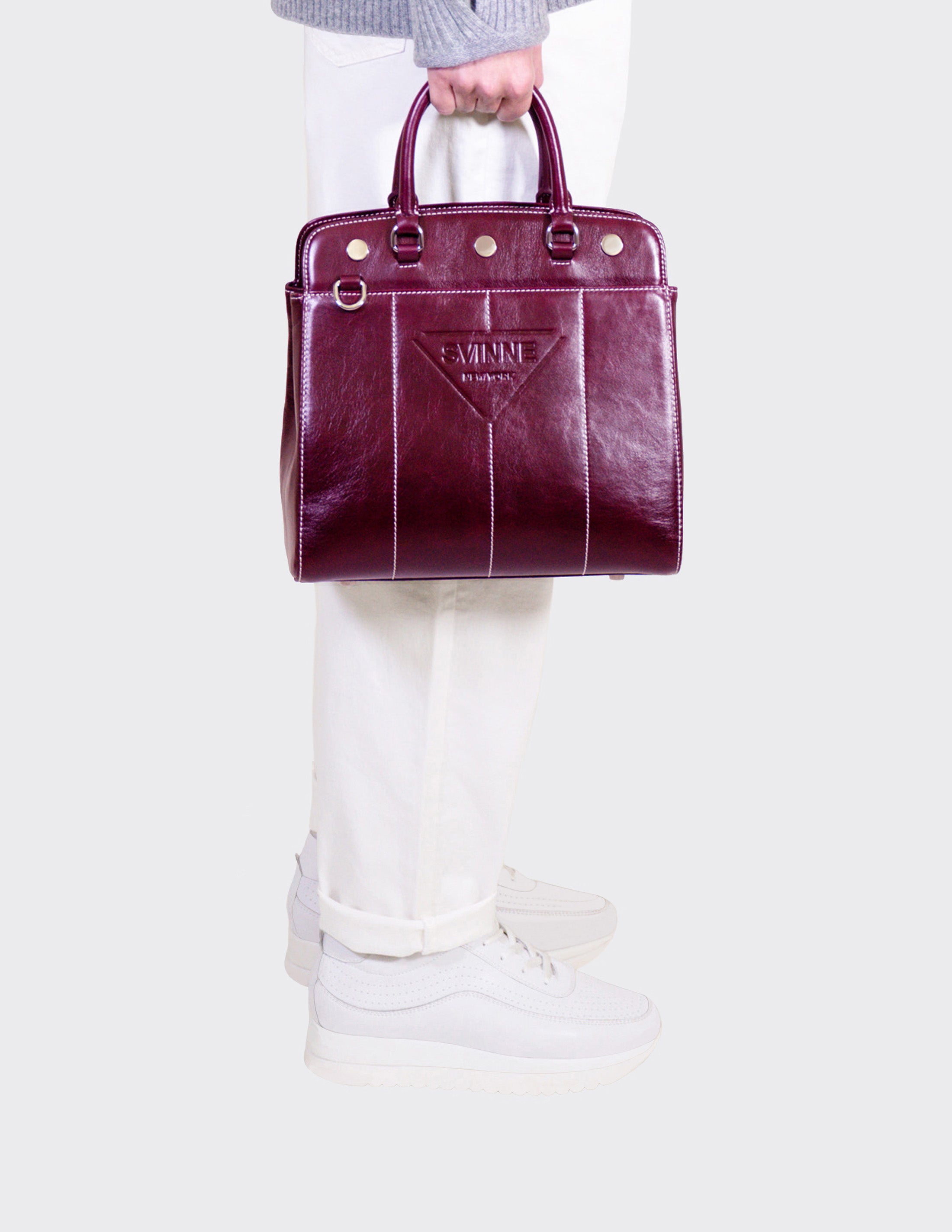 Leather Medium October Bag in Cassis